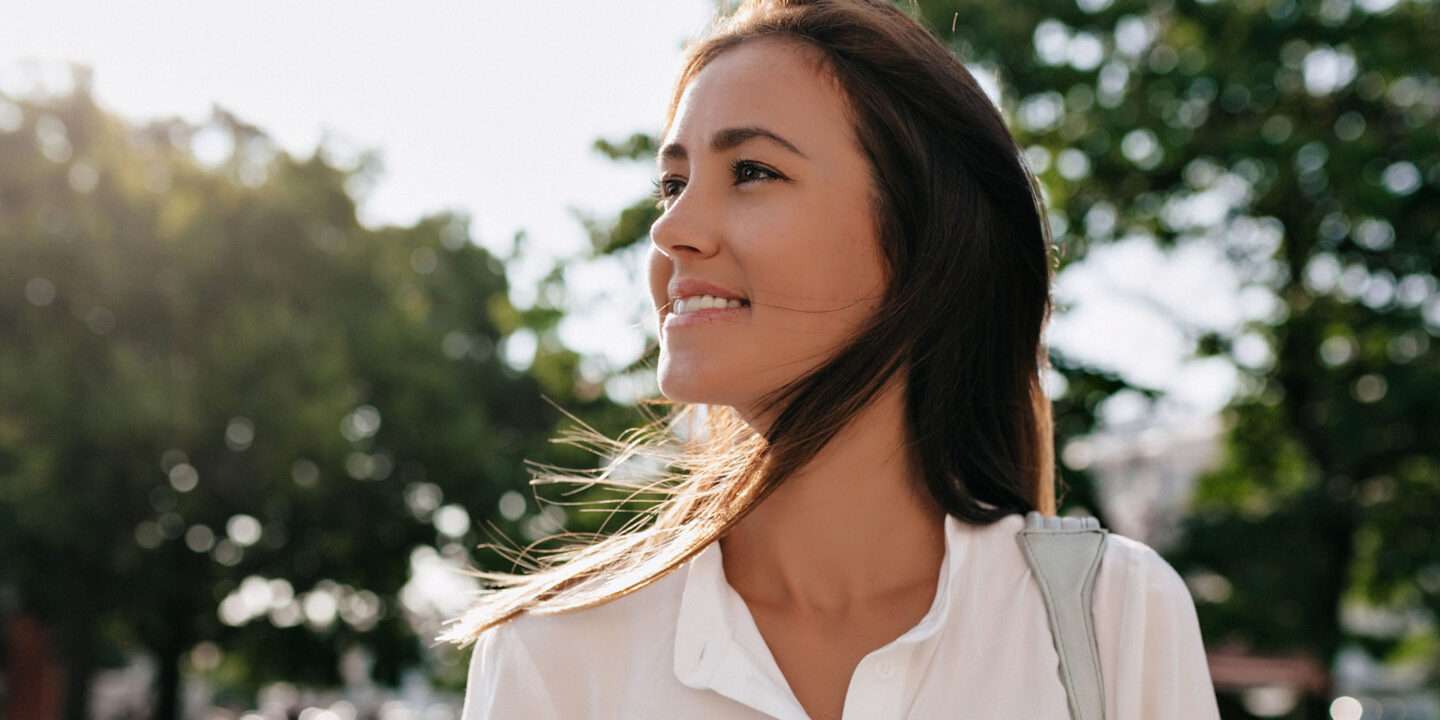 4 Benefits of Sun Exposure on Your Hair… But What About the Damages?