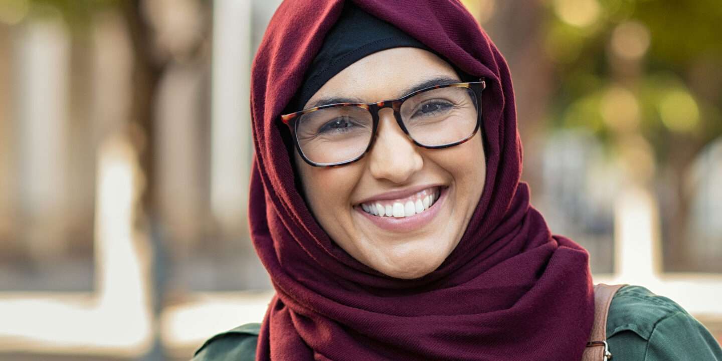 تجنبي أكثر 5 أخطاء شائعة لشعرك تحت الحجاب