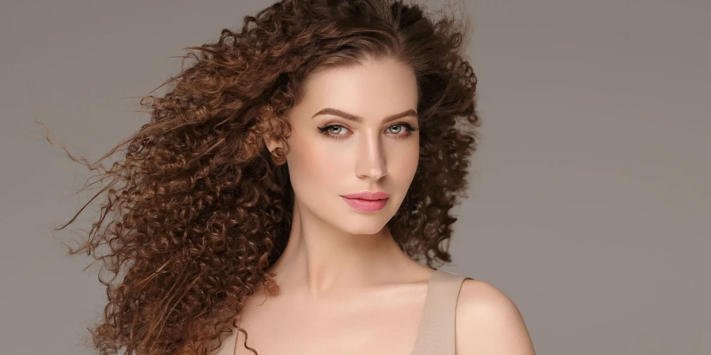 What is dandruff and how to get rid of it?